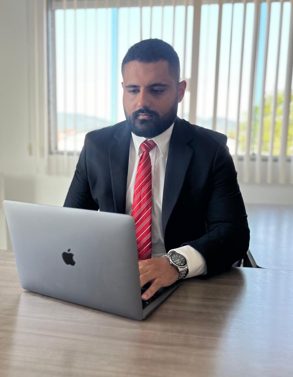 Advogado Parceiro Lucas G. Valente